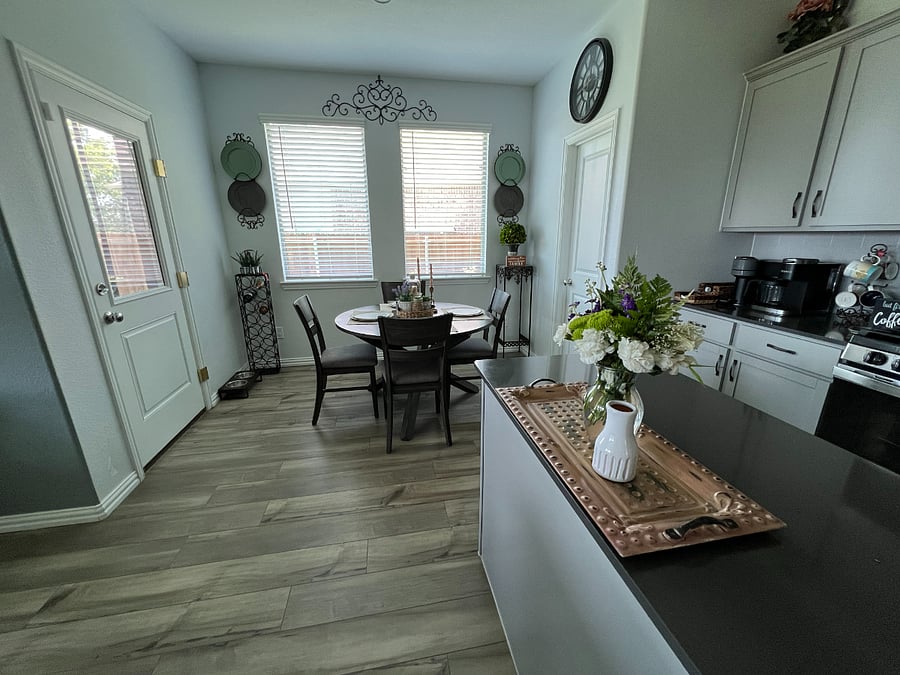 Furnished Finder property 702876_1 photo 3