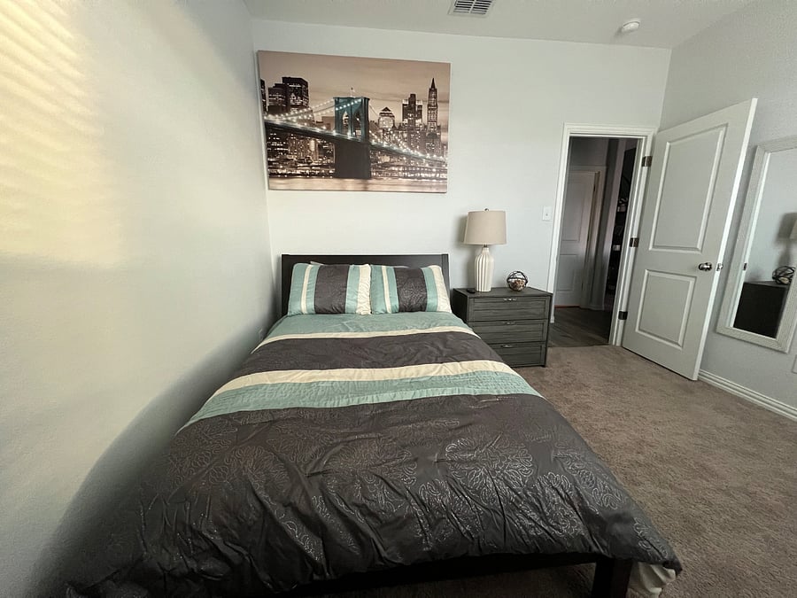 Furnished Finder property 702876_1 photo 6