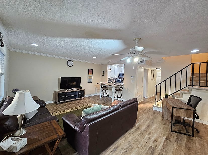 Furnished Finder property 702877_1 photo 5