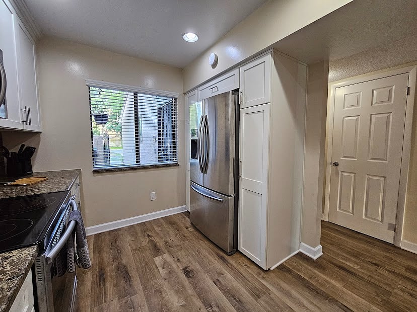 Furnished Finder property 702877_1 photo 4