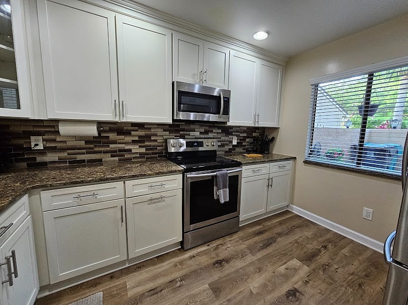 Furnished Finder property 702877_1 photo 3