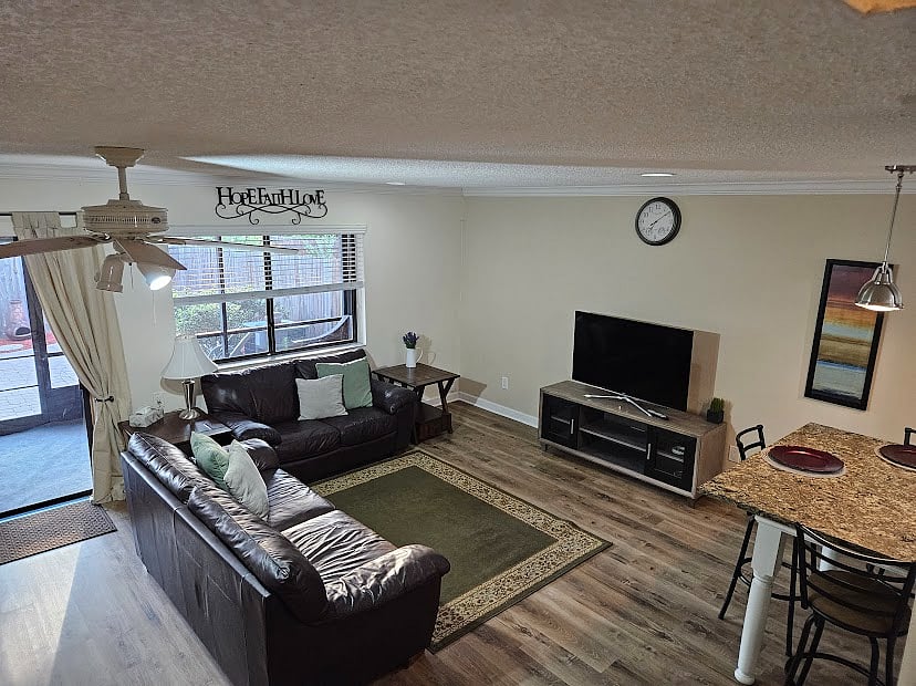 Furnished Finder property 702877_1 photo 8