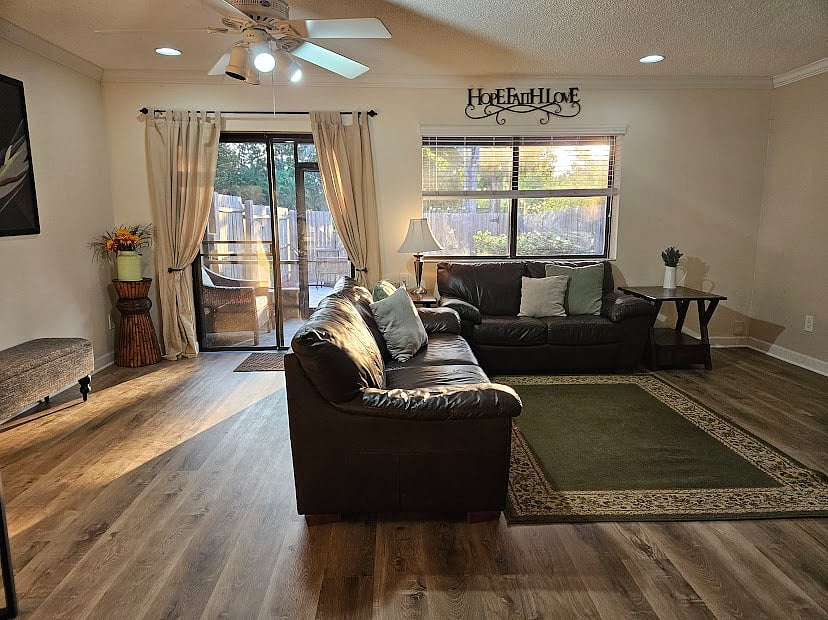 Furnished Finder property 702877_1 photo 9