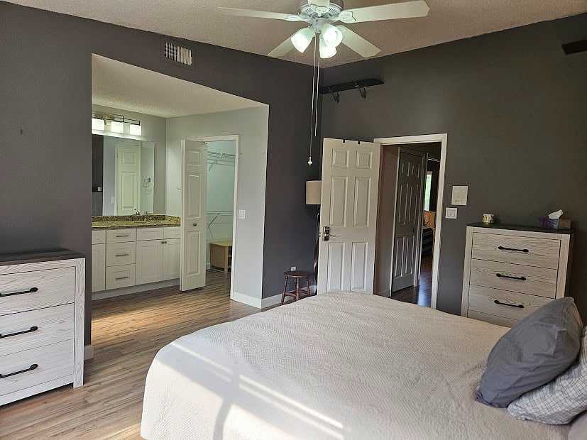 Furnished Finder property 702877_1 photo 11