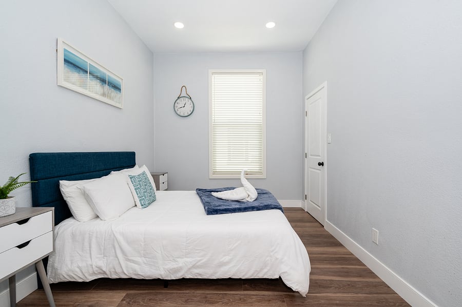Furnished Finder property 702878_1 photo 13