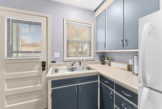 Furnished Finder property 702902_1 photo 10