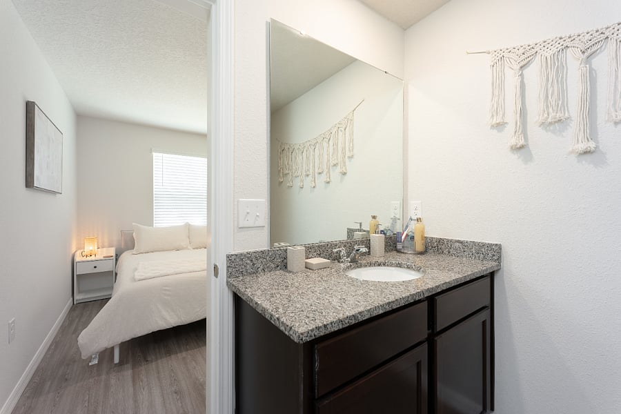 Furnished Finder property 702907_1 photo 13