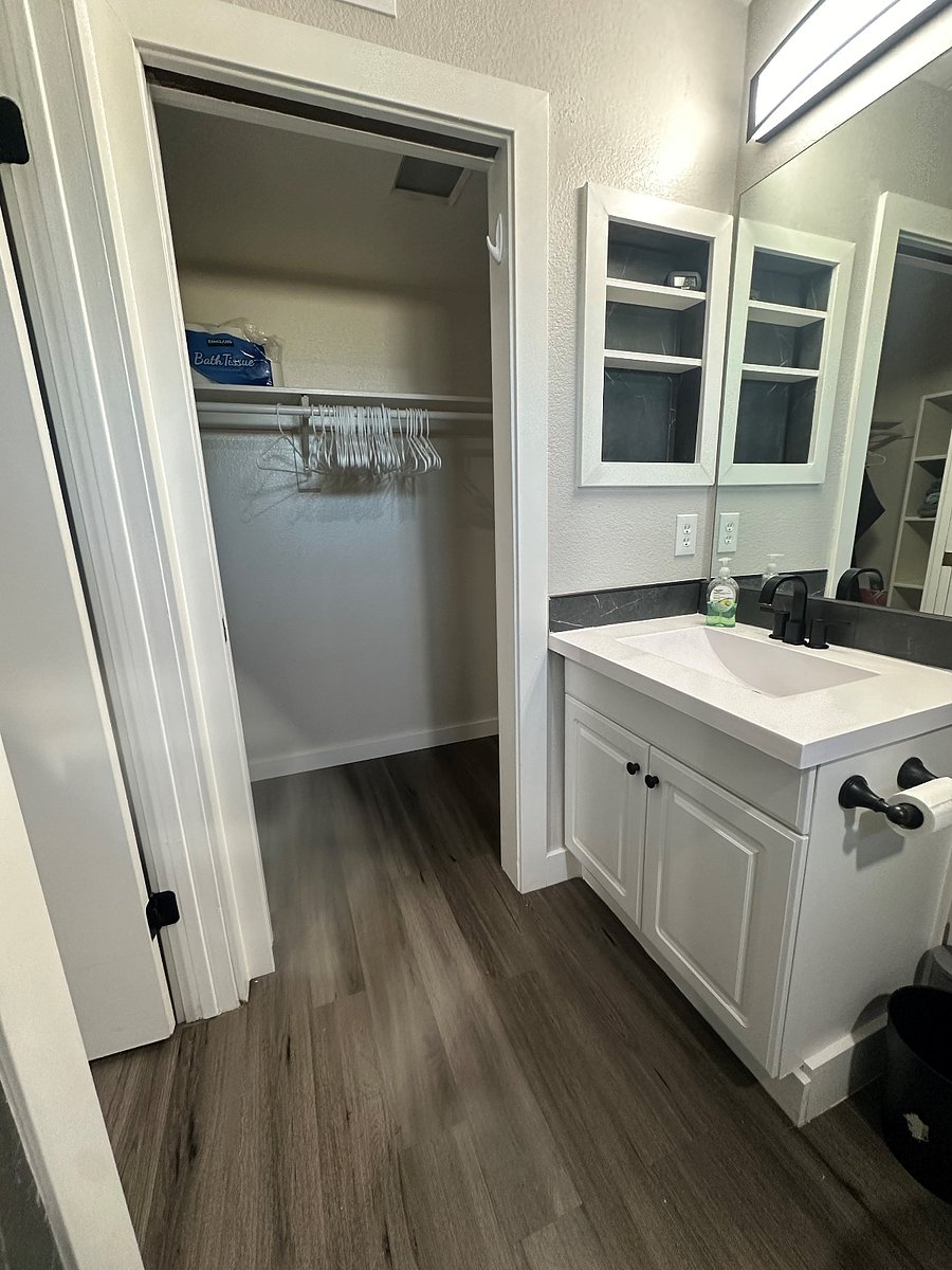 Fully renovated master bathroom.  With all new bathroom fixtures. 