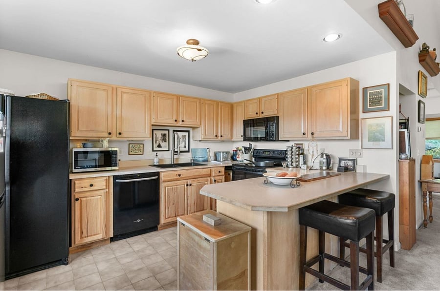 Furnished Finder property 702938_1 photo 7