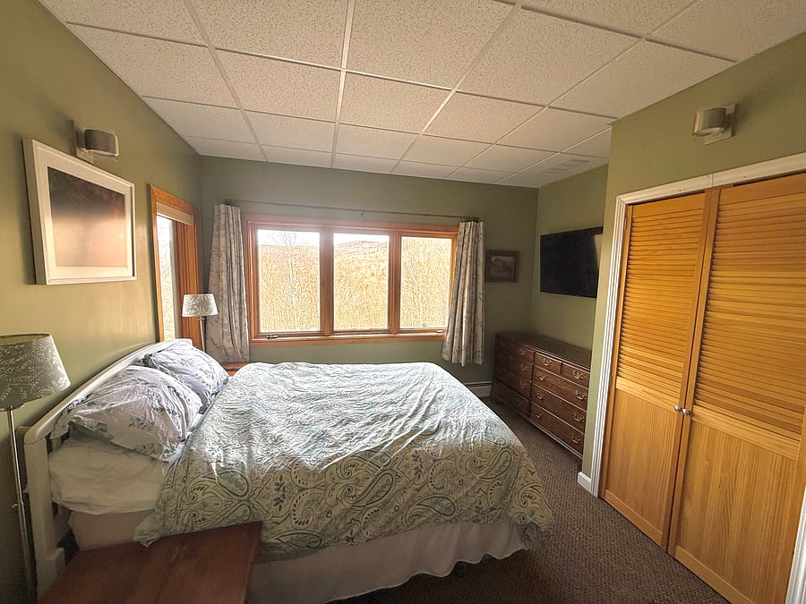 Furnished Finder property 702938_1 photo 13