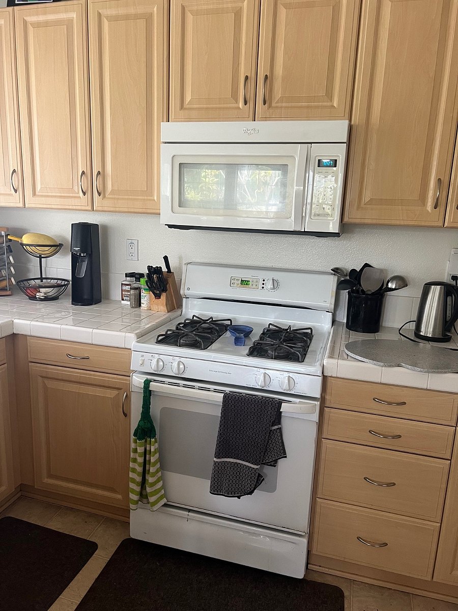 Furnished Finder property 702972_1 photo 3