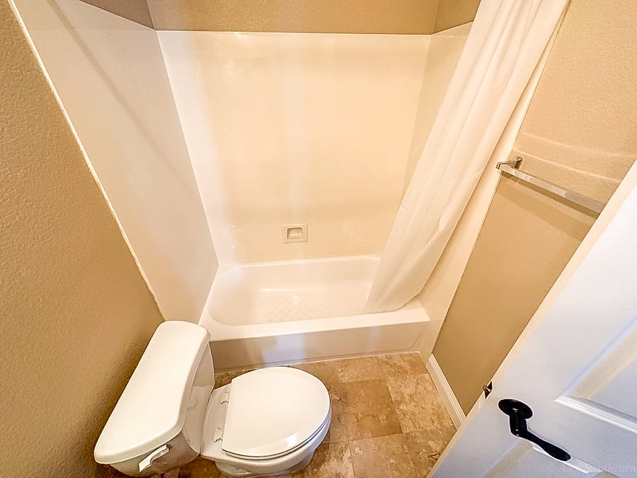 Furnished Finder property 702992_1 photo 14