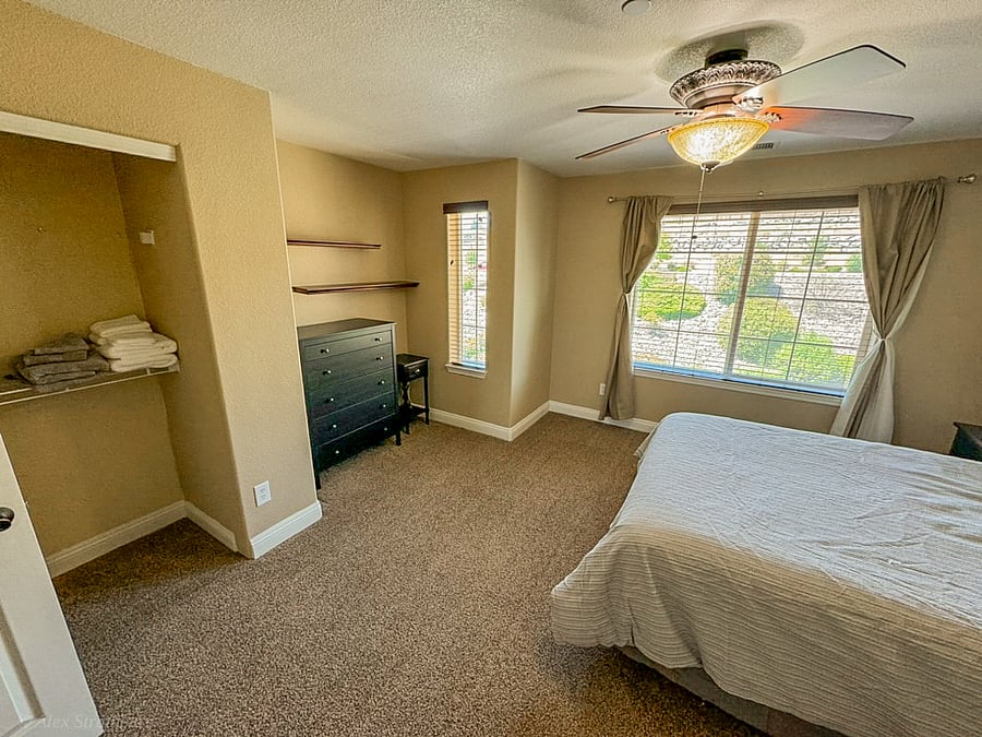 Furnished Finder property 702992_1 photo 12