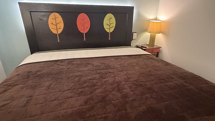 Retreat & Rest in a luxury King size Bed