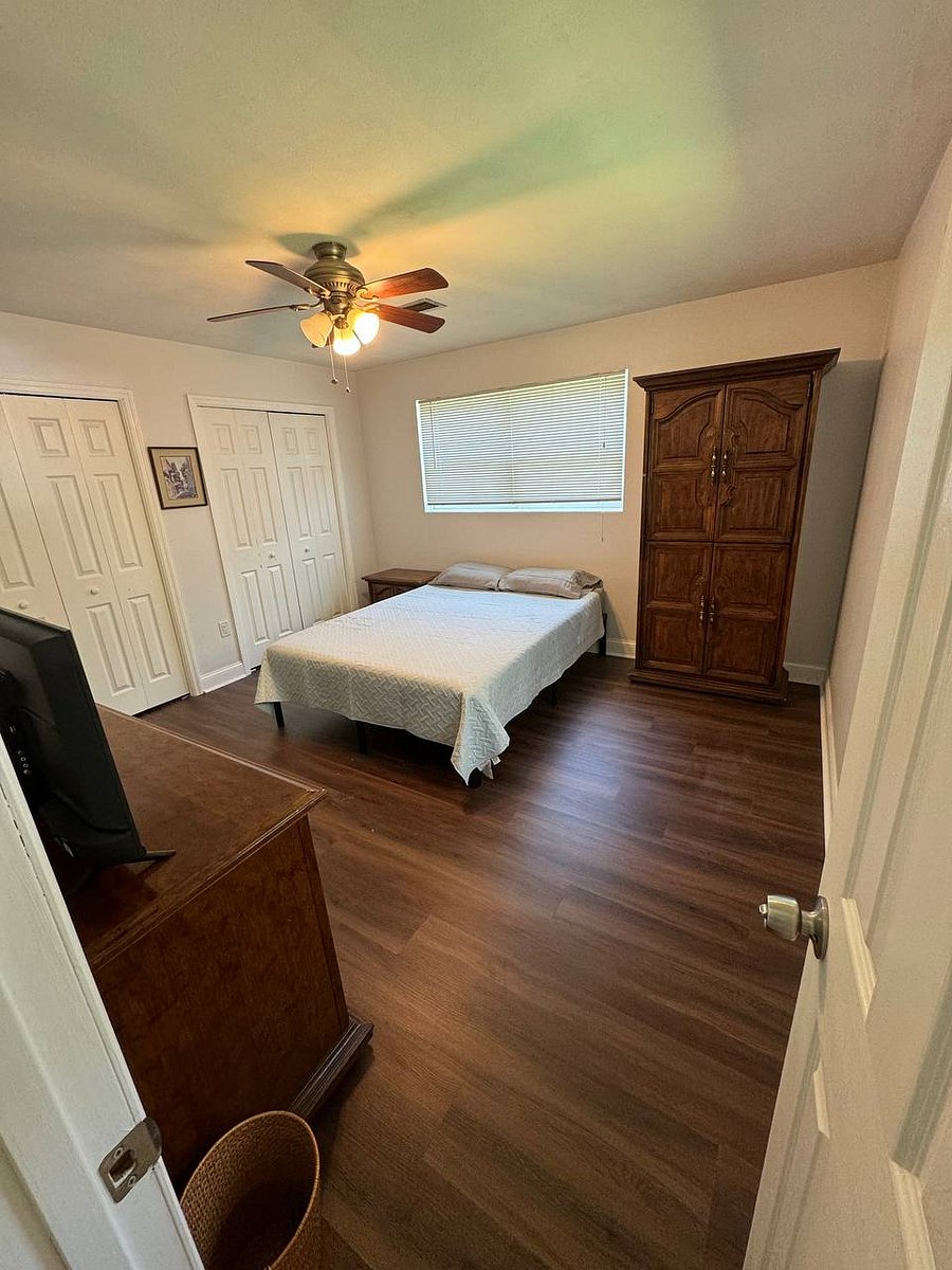 Furnished Finder property 703046_1 photo 3