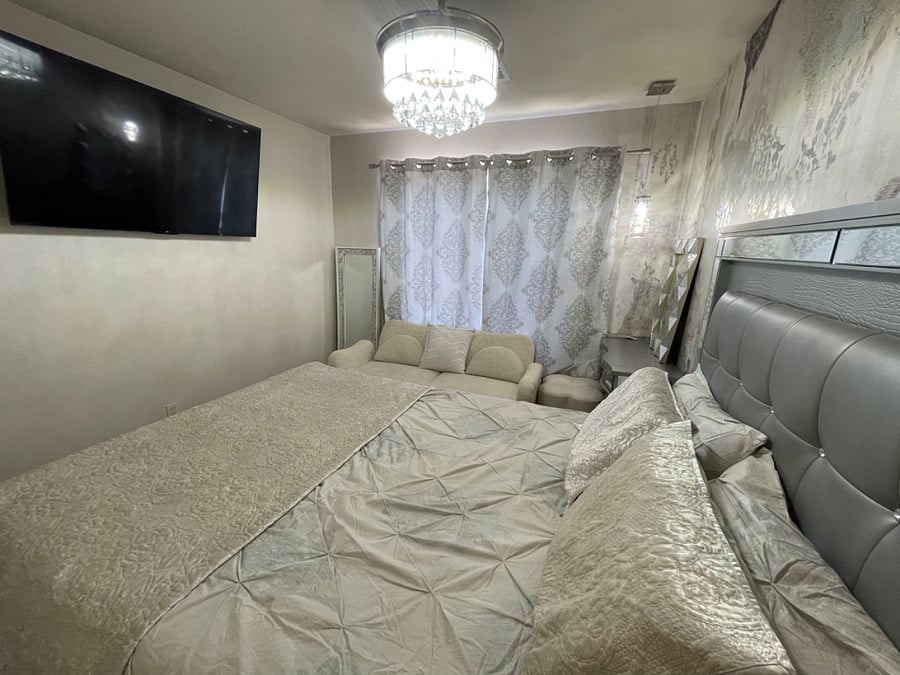 Furnished Finder property 703067_1 photo 21