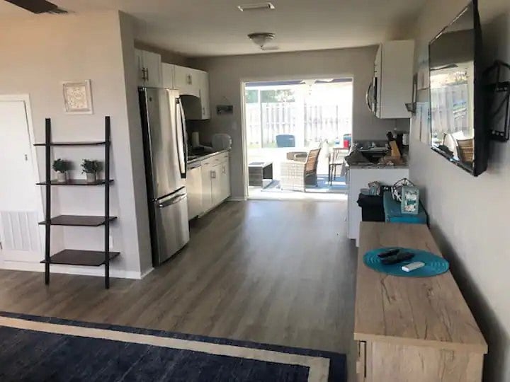 Furnished Finder property 703076_1 photo 3