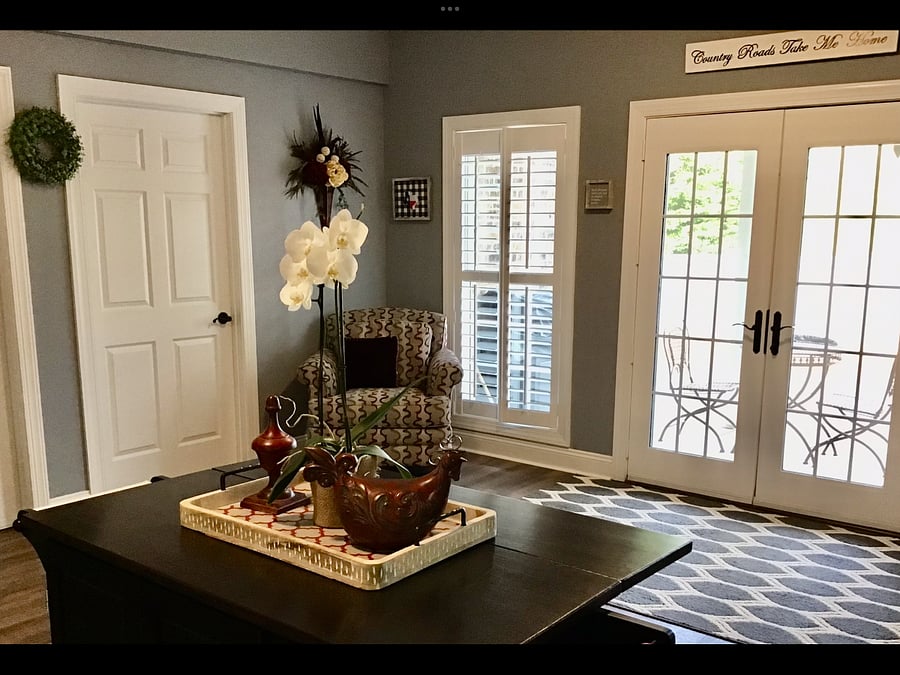 A view to the covered patio/courtyard area.