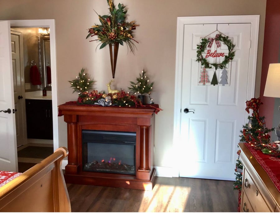 Decorated for Christmas Airbnb guests.