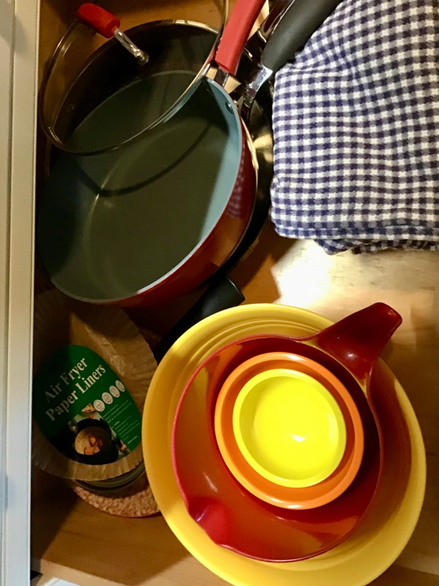 There are several skillets.