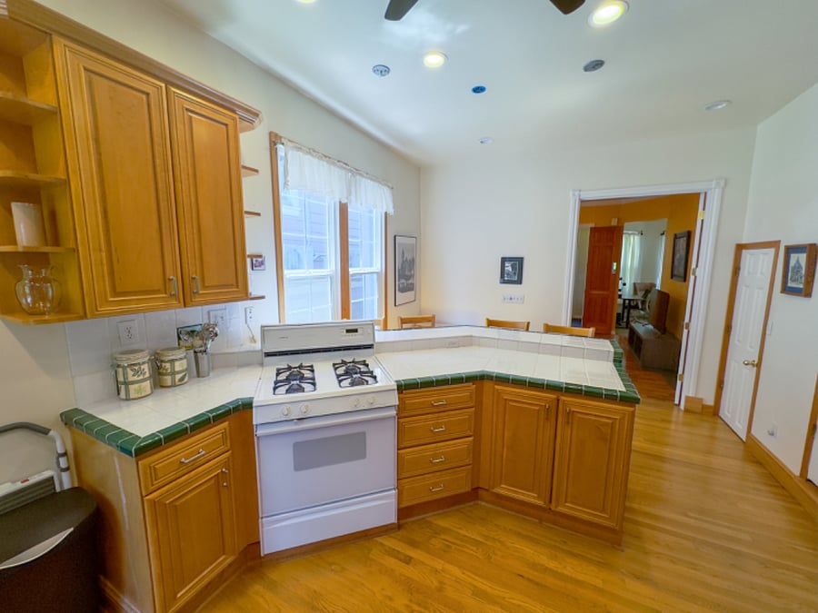 Furnished Finder property 703237_1 photo 6