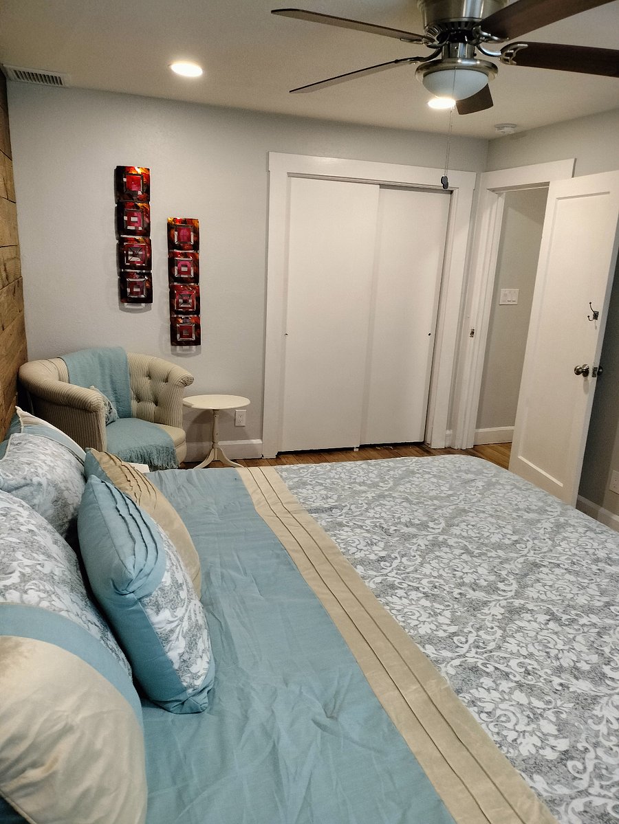 Furnished Finder property 703249_1 photo 18