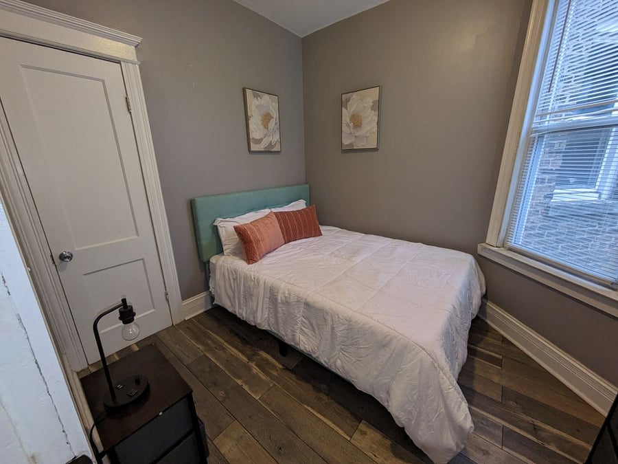 Furnished Finder property 703361_1 photo 13