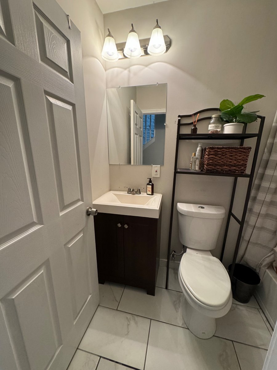 Upstairs Guest Bathroom