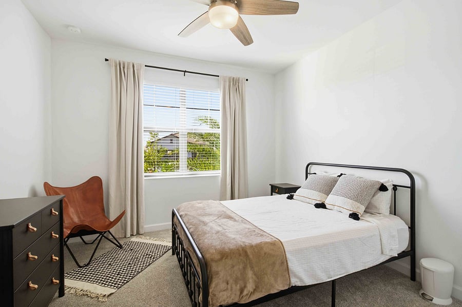 Front Guest Room with walk in closet