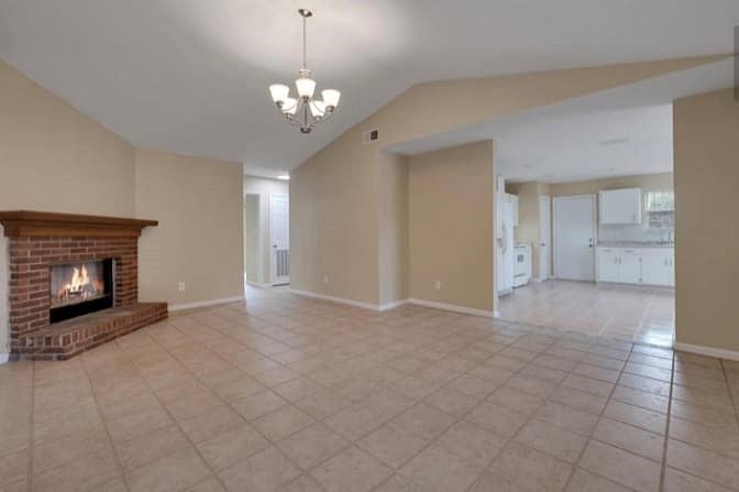 Furnished Finder property 703484_1 photo 3