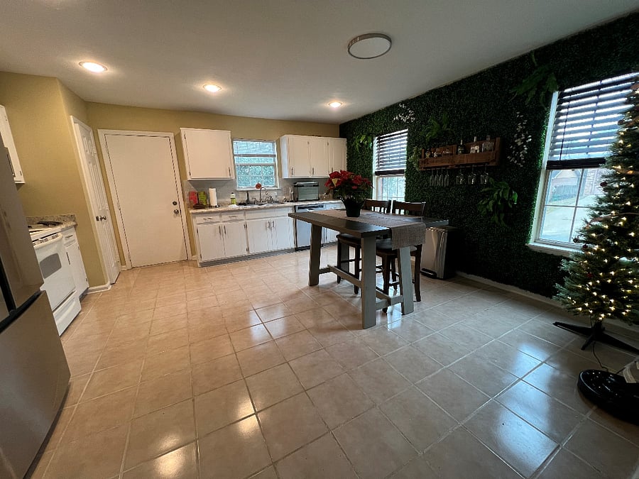 Furnished Finder property 703484_1 photo 11