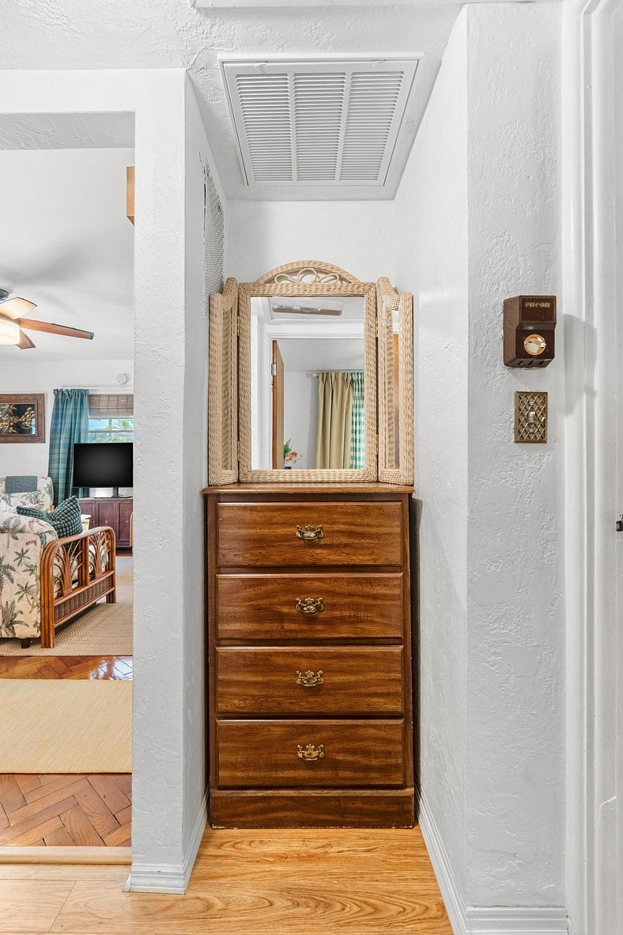 Furnished Finder property 703509_1 photo 14
