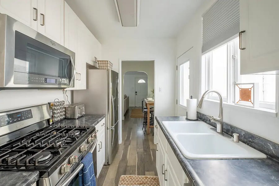 Furnished Finder property 703511_1 photo 2