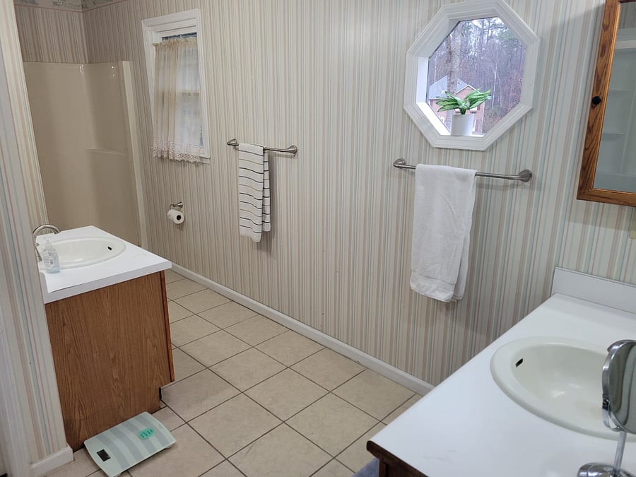 Furnished Finder property 703530_1 photo 16