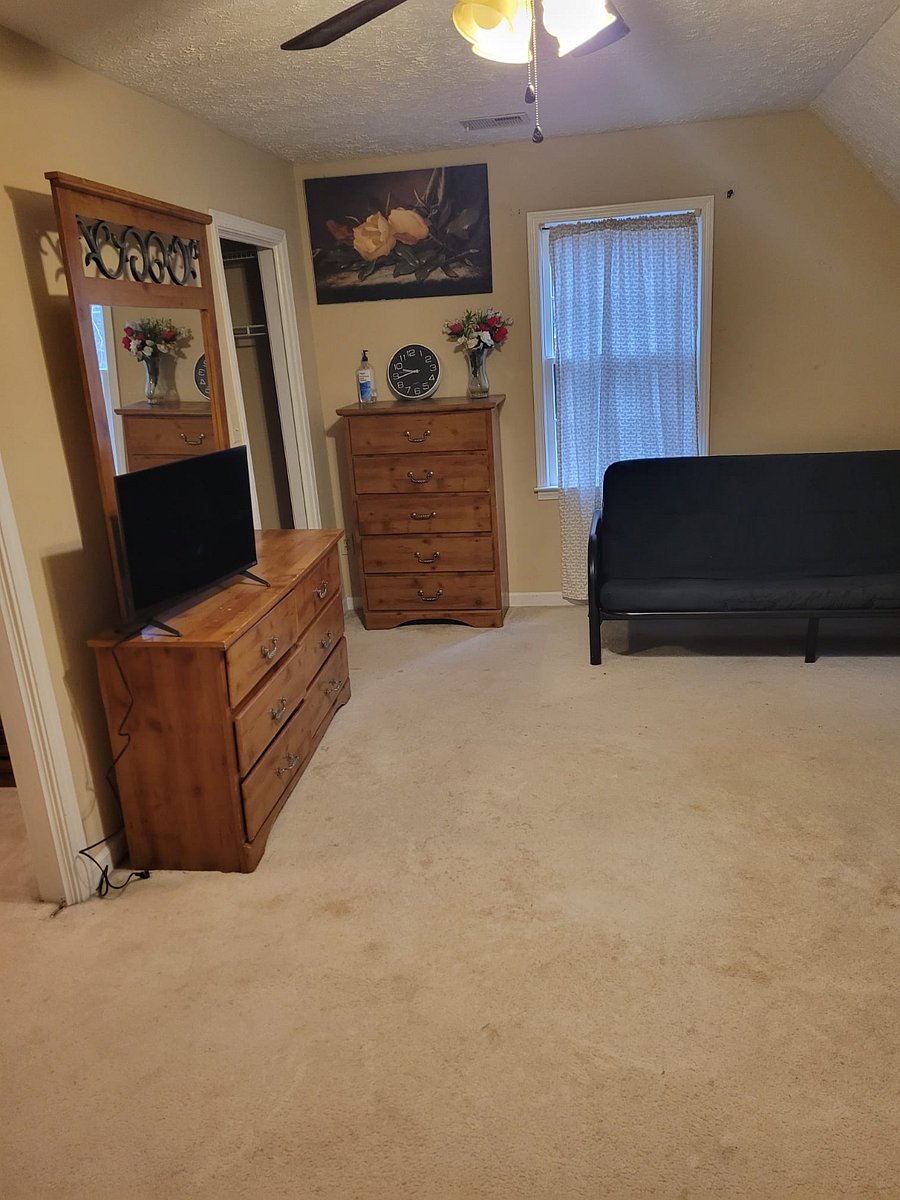 Furnished Finder property 703530_1 photo 24