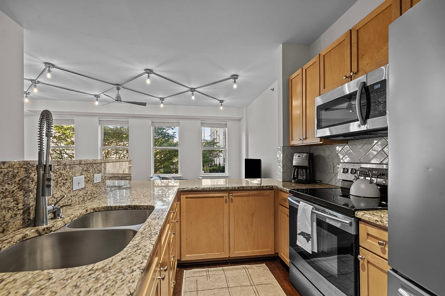 Furnished Finder property 703544_1 photo 15