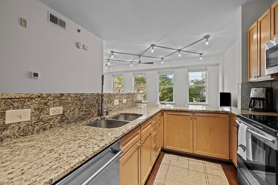 Furnished Finder property 703544_1 photo 18