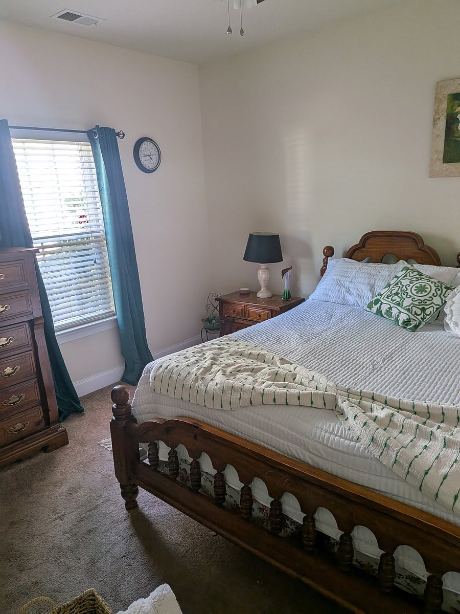Furnished Finder property 703552_1 photo 3