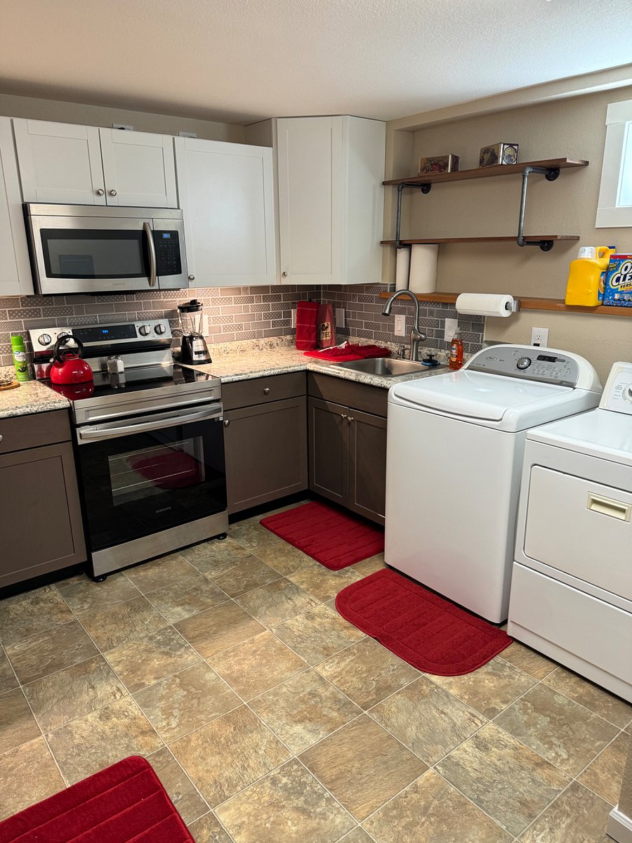 Furnished Finder property 703565_1 photo 12