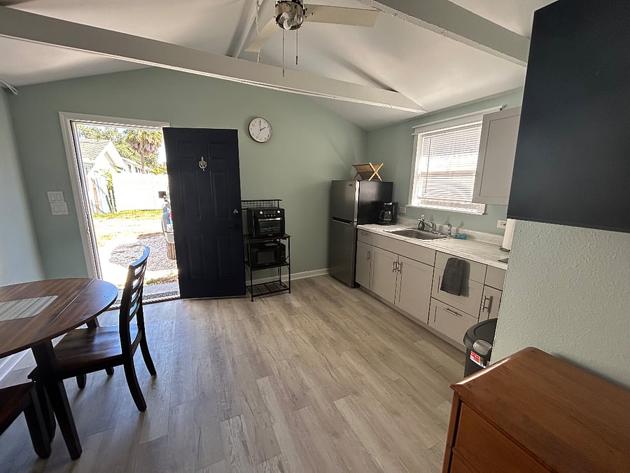 Furnished Finder property 703590_1 photo 14