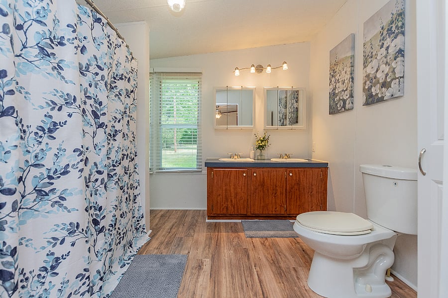 Furnished Finder property 703592_1 photo 16