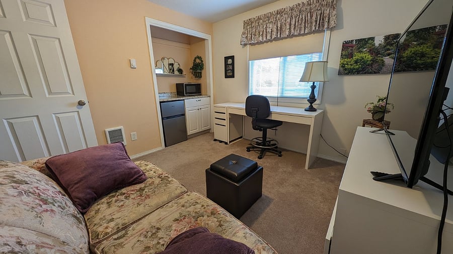 Furnished Finder property 703650_1 photo 12