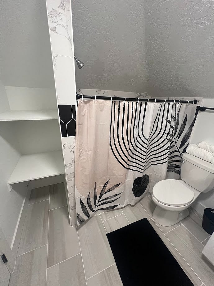 Bathroom 2 (in Primary Suite)