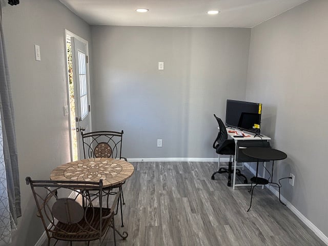 Furnished Finder property 703676_2 photo 3