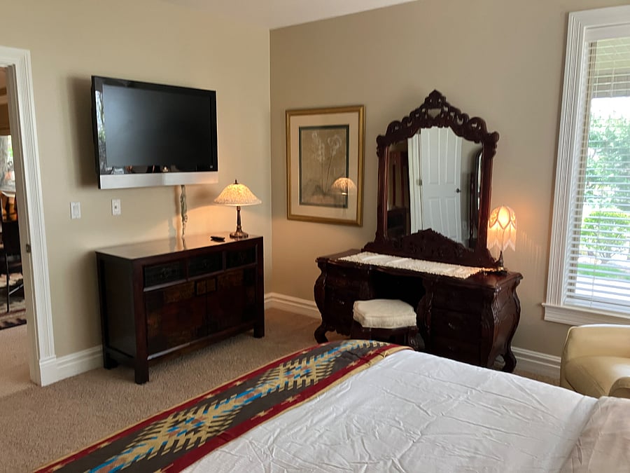 Furnished Finder property 703704_1 photo 9