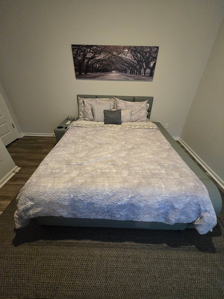 Furnished Finder property 703767_2 photo 6