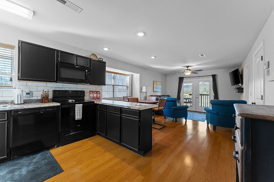 Furnished Finder property 703824_1 photo 20