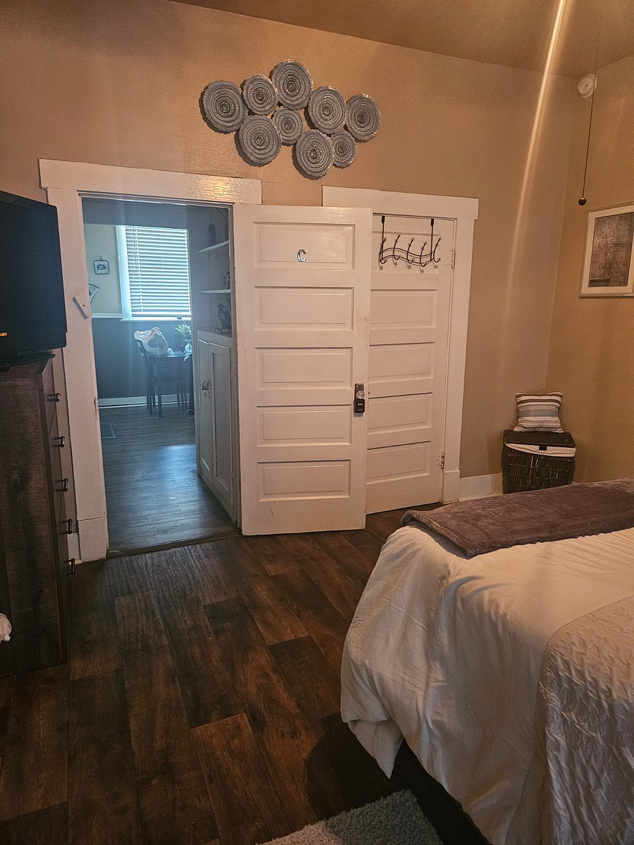 Furnished Finder property 703828_1 photo 9