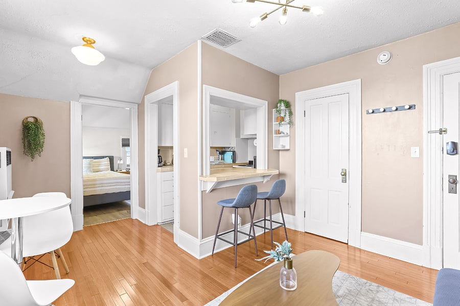 Furnished Finder property 703848_1 photo 9