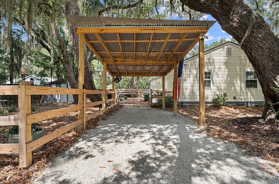 Furnished Finder property 703862_1 photo 17